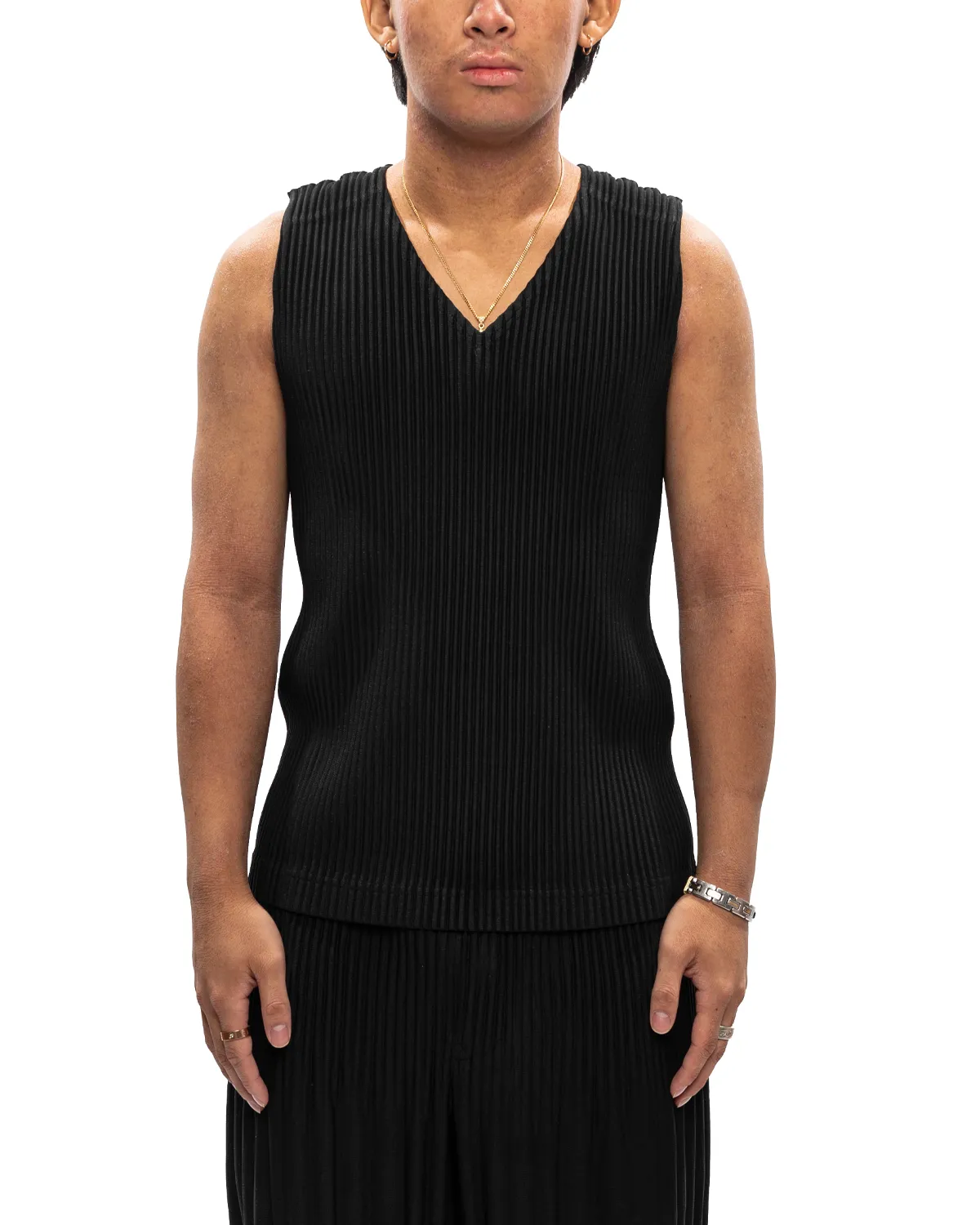 Basics Vest SS24 Black (no.15)