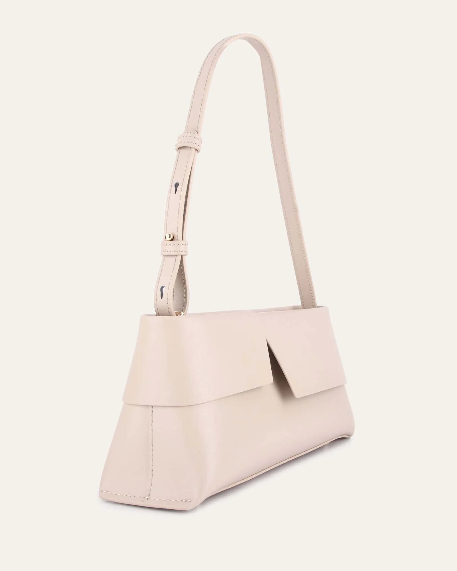 Cyrus shoulder bag sand leather