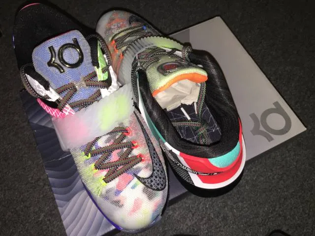 Like new vnds nike what the kd 7 size 9.5 msg 4 $280 shipped