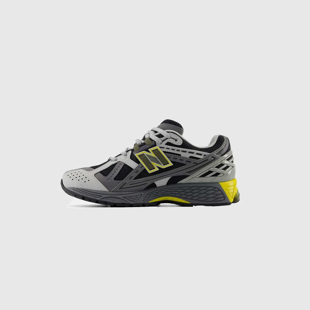 New Balance 1906R - Castle Rock / Ginger Lemon