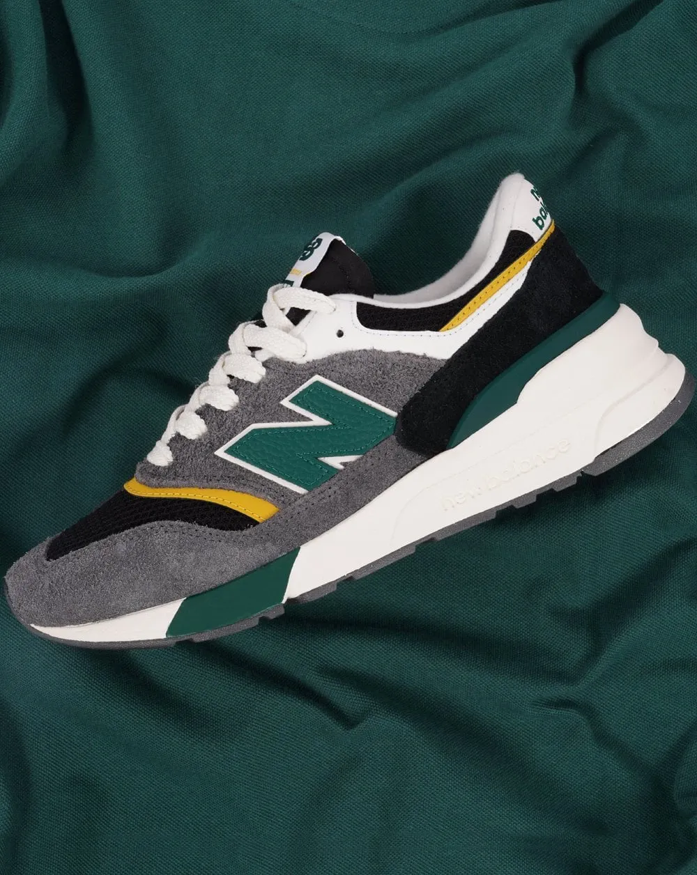 New Balance 997R Trainer Black/Grey