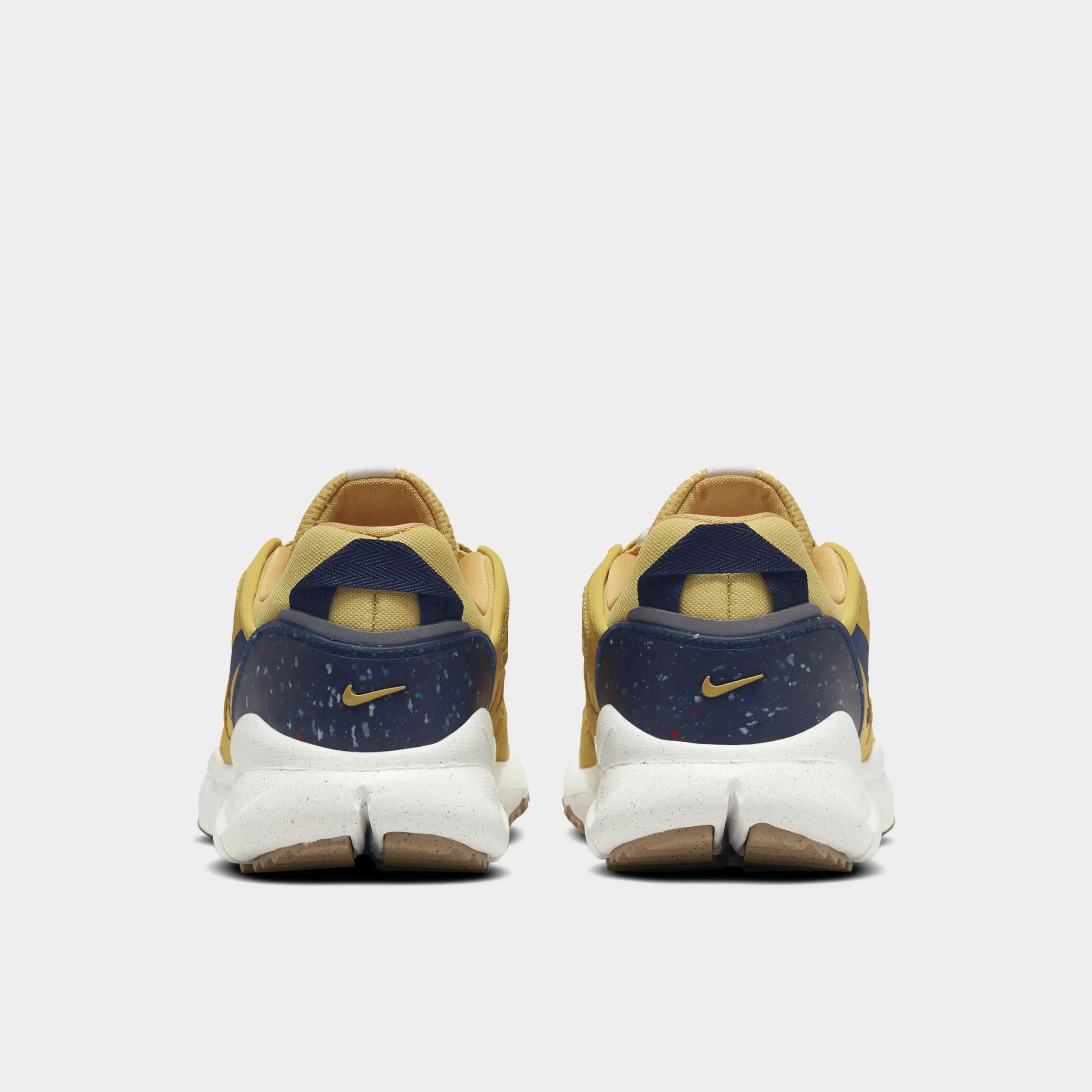 Nike Free Terra Vista Sanded Gold / Midnight Navy - Goldtone