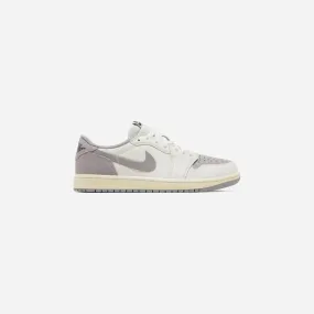 NIKE  JORDAN 1 RETRO LOW OG ATMOSPHERE GREY