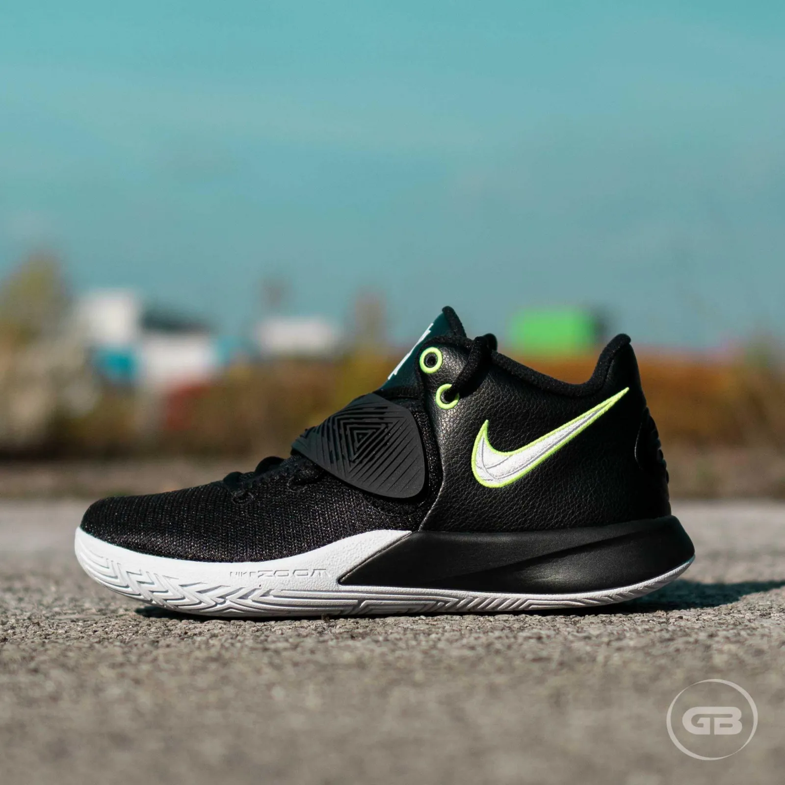 Nike Kyrie Flytrap III ''Black Volt''