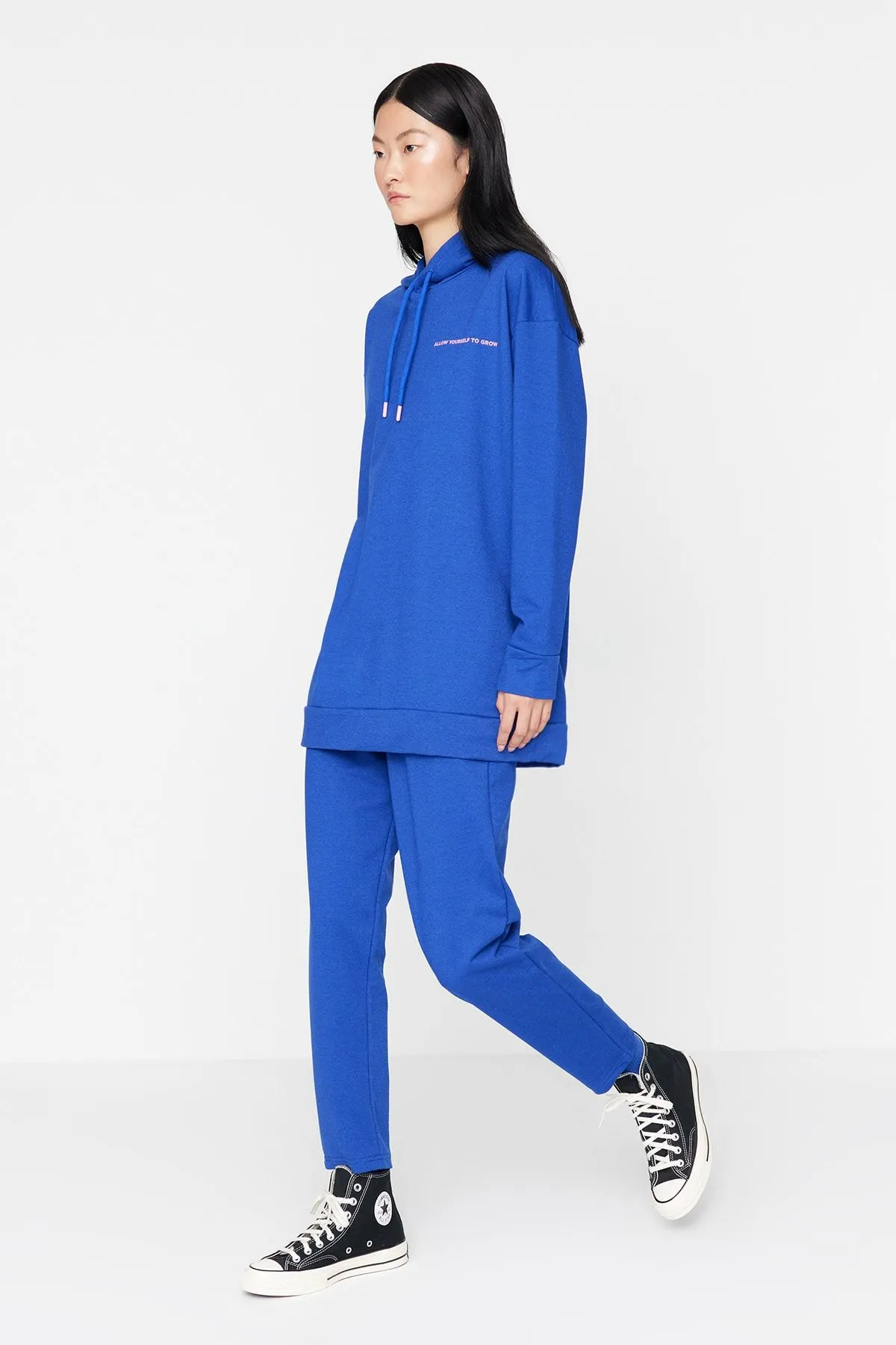 Saks Hooded Slogan Printed Knitted Tracksuit