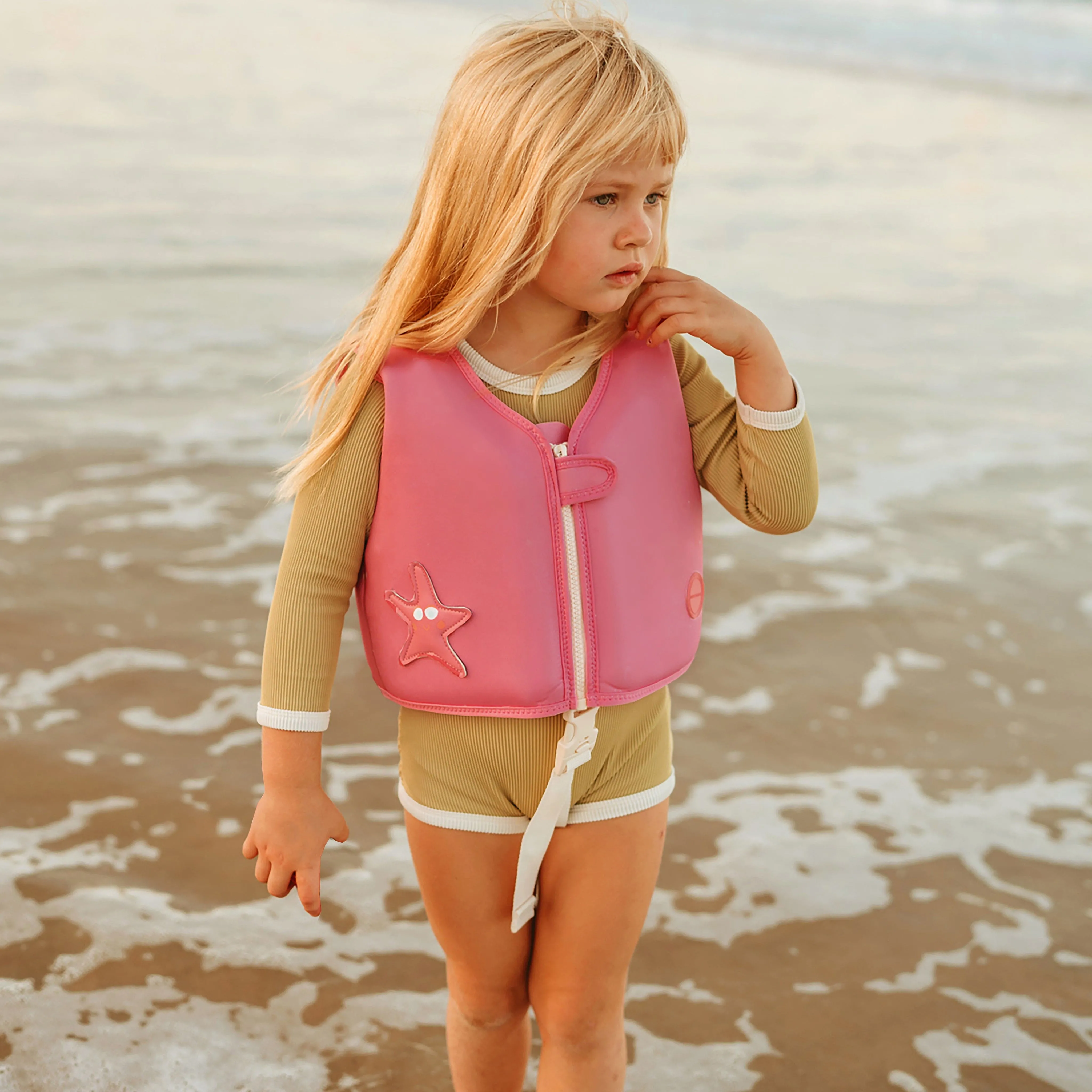 Sunnylife Girls Ocean Treasure Swim Vest in Pink